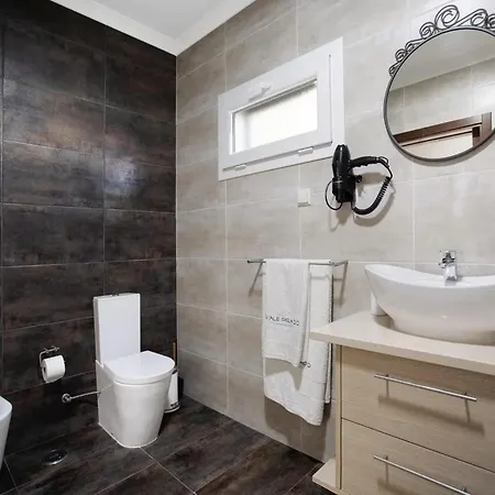 Alluring With Private Pool, Garden And Coast *