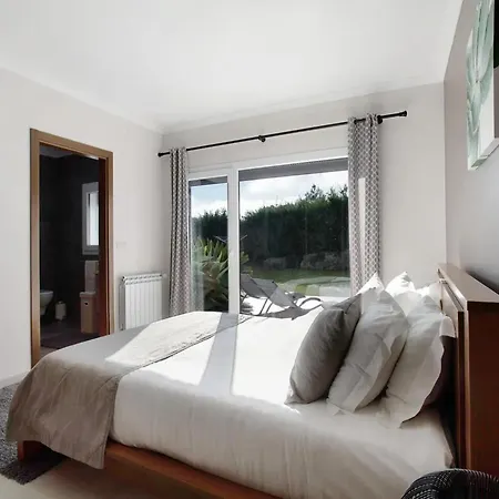Alluring With Private Pool, Garden And Coast ヴィラ *